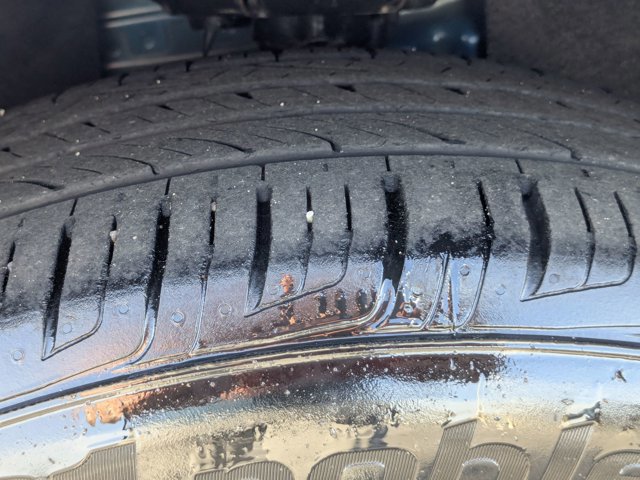 Certified 2023 Ford Edge SE w/ Black Appearance Package image 12