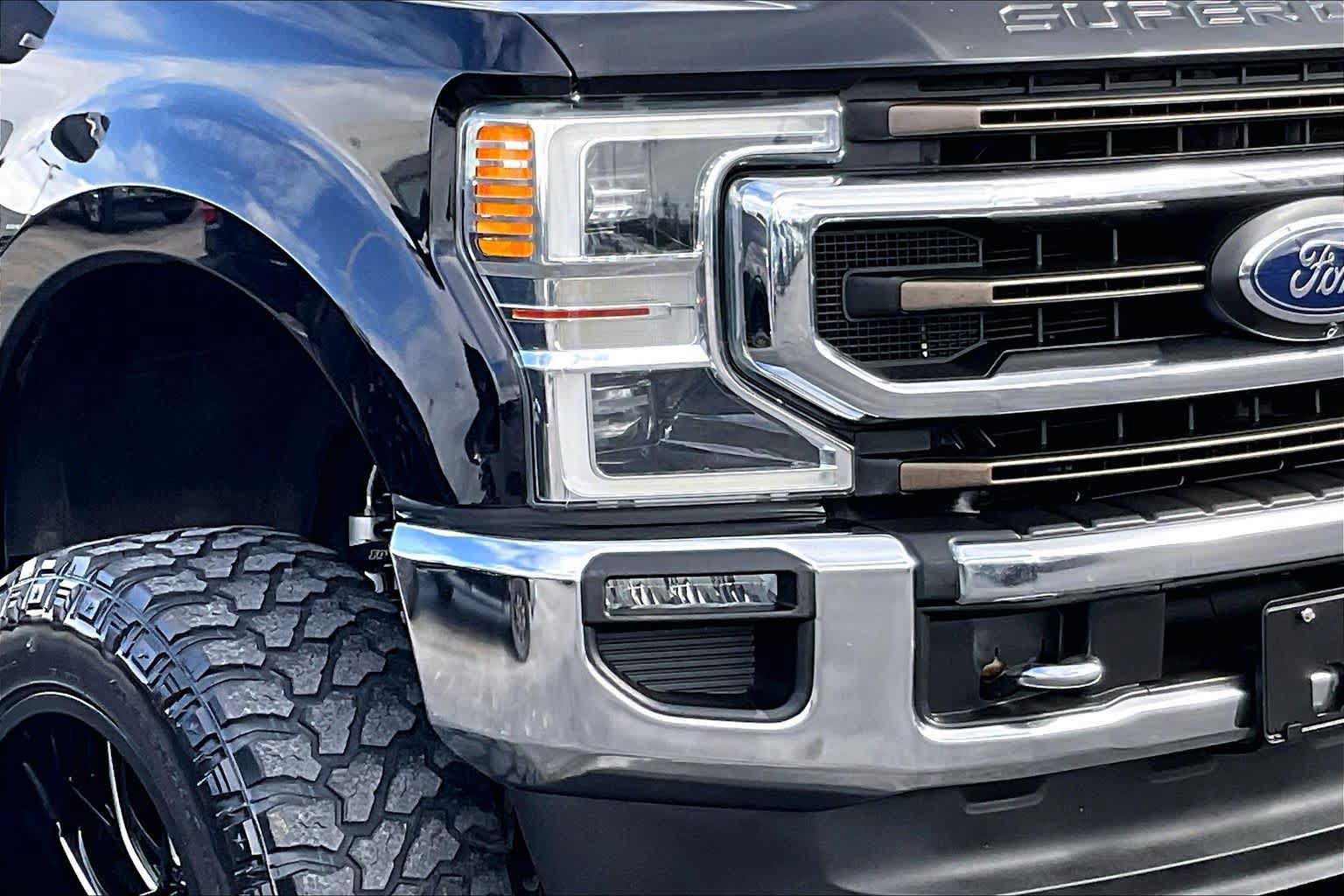 Certified 2020 Ford F250 King Ranch w/ King Ranch Ultimate Package AWD/4WD image 25
