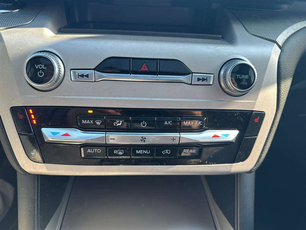 Certified 2023 Ford Explorer XLT w/ Equipment Group 202A image 16