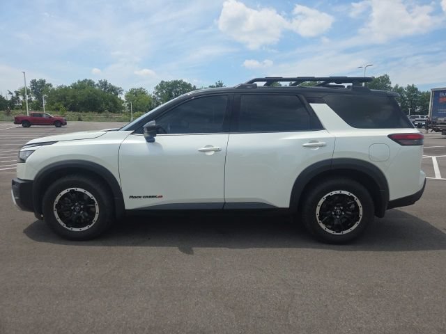Used 2024 Nissan Pathfinder Rock Creek AWD/4WD image 14