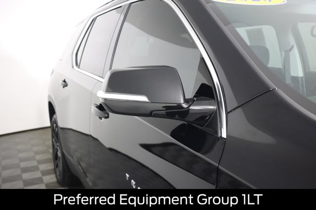 Used 2020 Chevrolet Traverse LT w/ Driver Confidence II Package AWD/4WD image 13