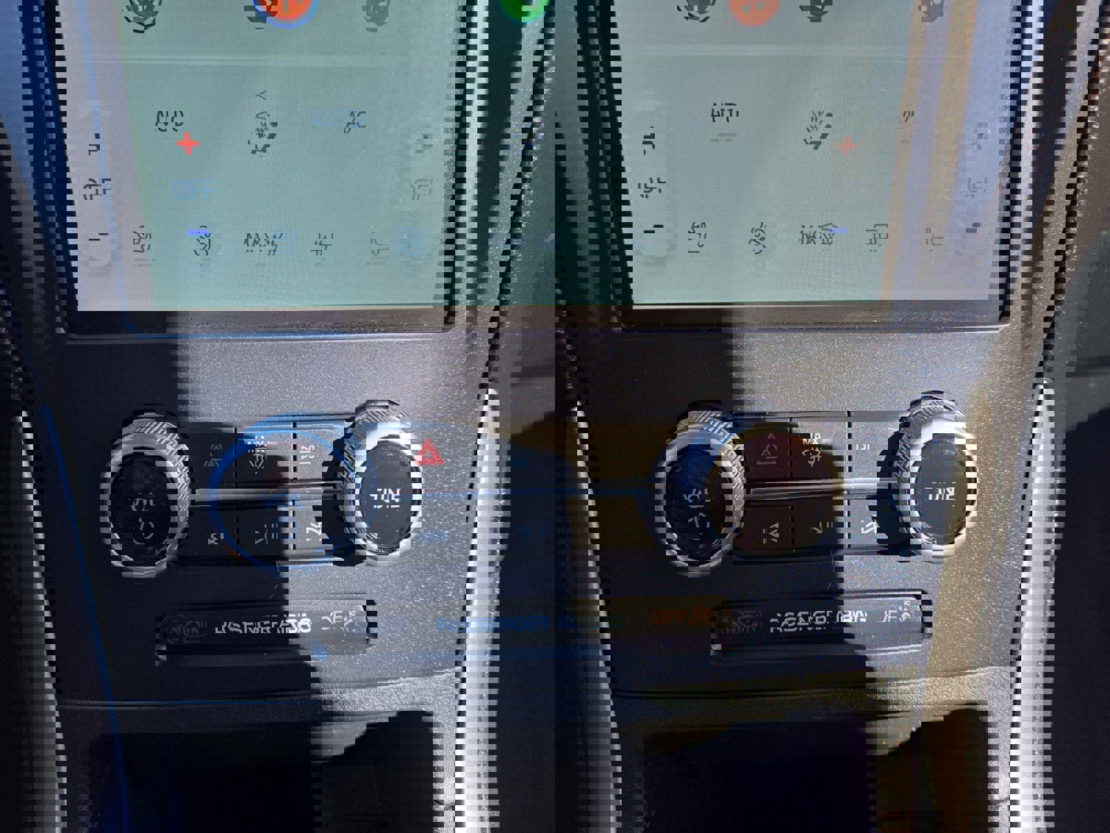 Certified 2022 Ford Edge SEL w/ Convenience Package image 20