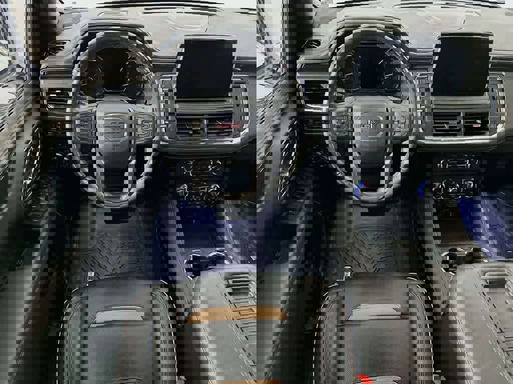 Used 2021 GMC Yukon AT4 image 13