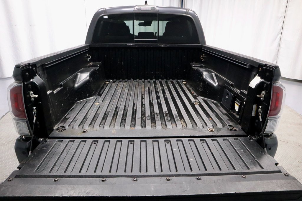Used 2020 Toyota Tacoma TRD Off-Road image 13