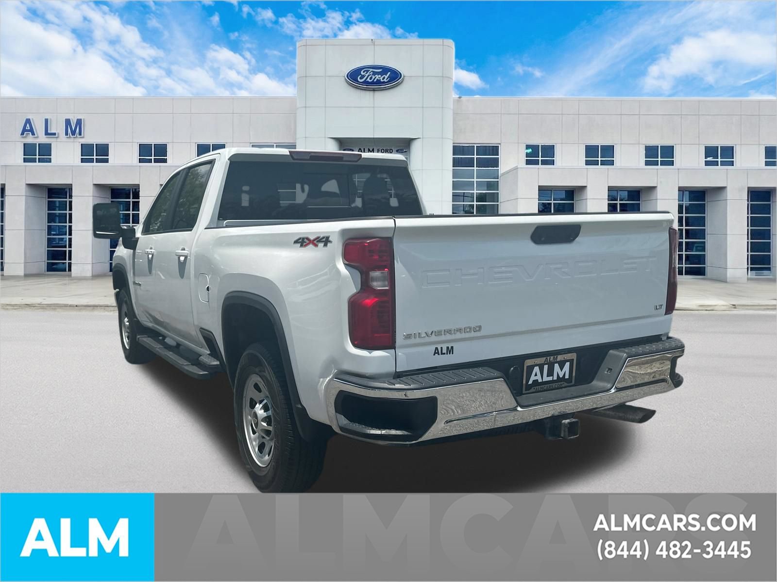 Used 2022 Chevrolet Silverado 3500 LT w/ Convenience Package AWD/4WD image 8