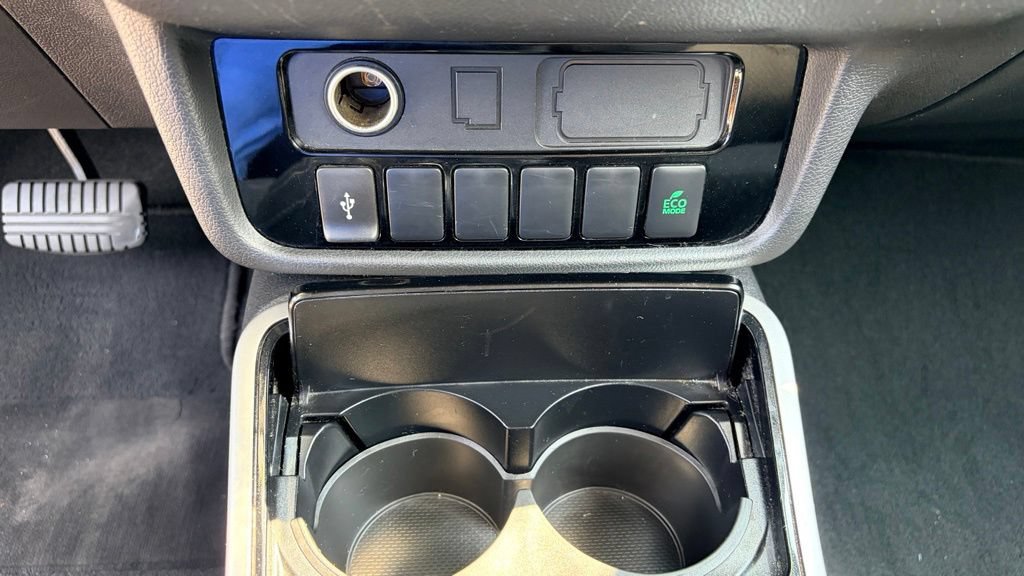 Used 2020 Mitsubishi Outlander ES FWD image 11