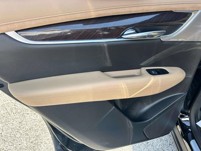 Used 2025 Cadillac XT6 Premium Luxury w/ Platinum Package AWD/4WD image 19