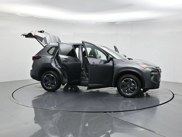 Used 2025 Nissan Rogue SV FWD image 51