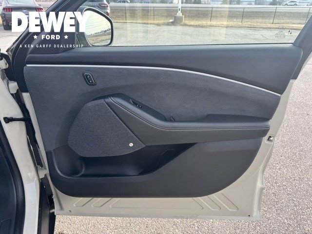 Certified 2025 Ford Mustang Mach-E GT image 34