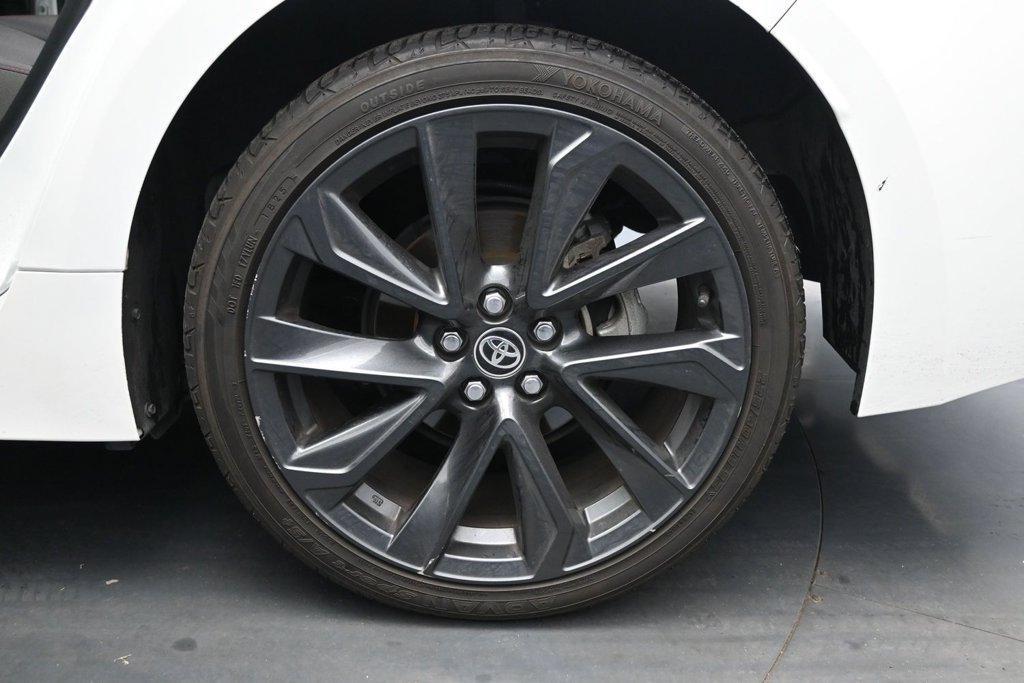 Used 2025 Toyota Corolla SE w/ SE Premium Package FWD image 22