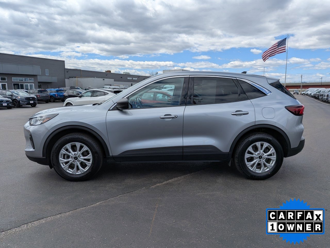 Certified 2023 Ford Escape Active AWD/4WD image 2