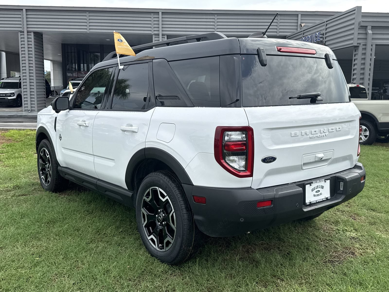 Certified 2025 Ford Bronco Sport Outer Banks w/ Outer Banks Tech Package+ AWD/4WD image 7