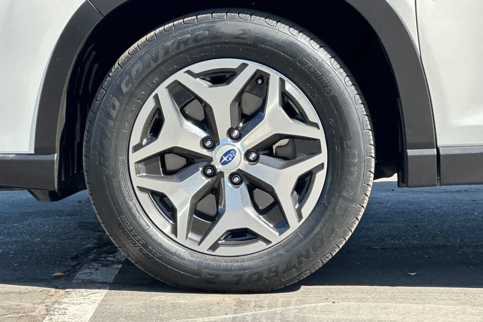 Used 2022 Subaru Forester Premium AWD/4WD image 27