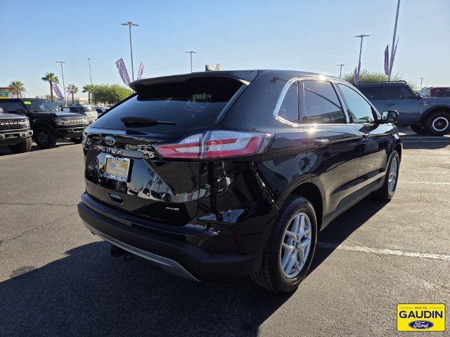 Certified 2024 Ford Edge SEL w/ Convenience Package AWD/4WD image 7