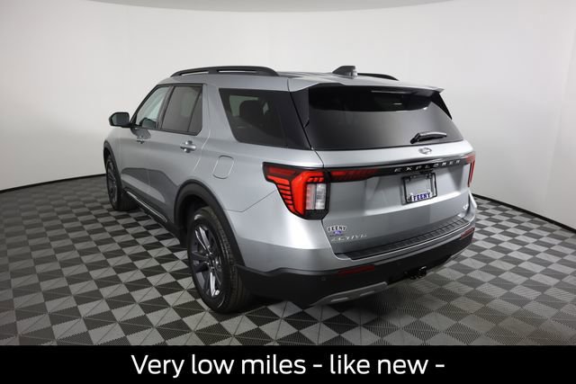 Certified 2025 Ford Explorer Active w/ Active Comfort Package video 3