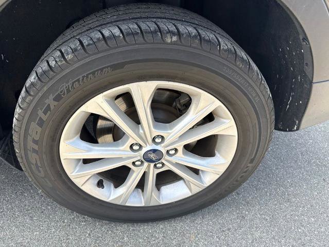 Certified 2019 Ford Escape SE FWD image 7