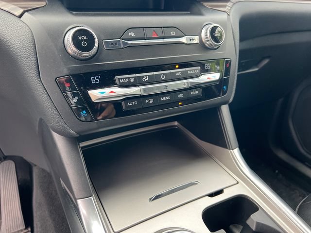 Certified 2020 Ford Explorer Limited RWD image 30