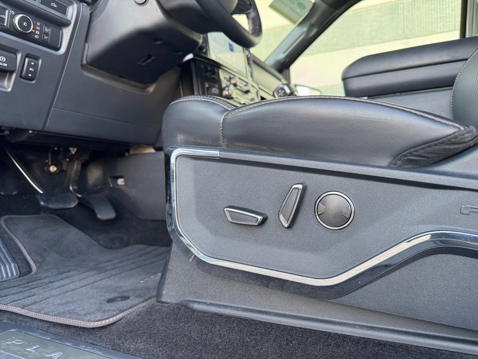 Certified 2023 Ford F150 Platinum w/ Equipment Group 701A High image 21