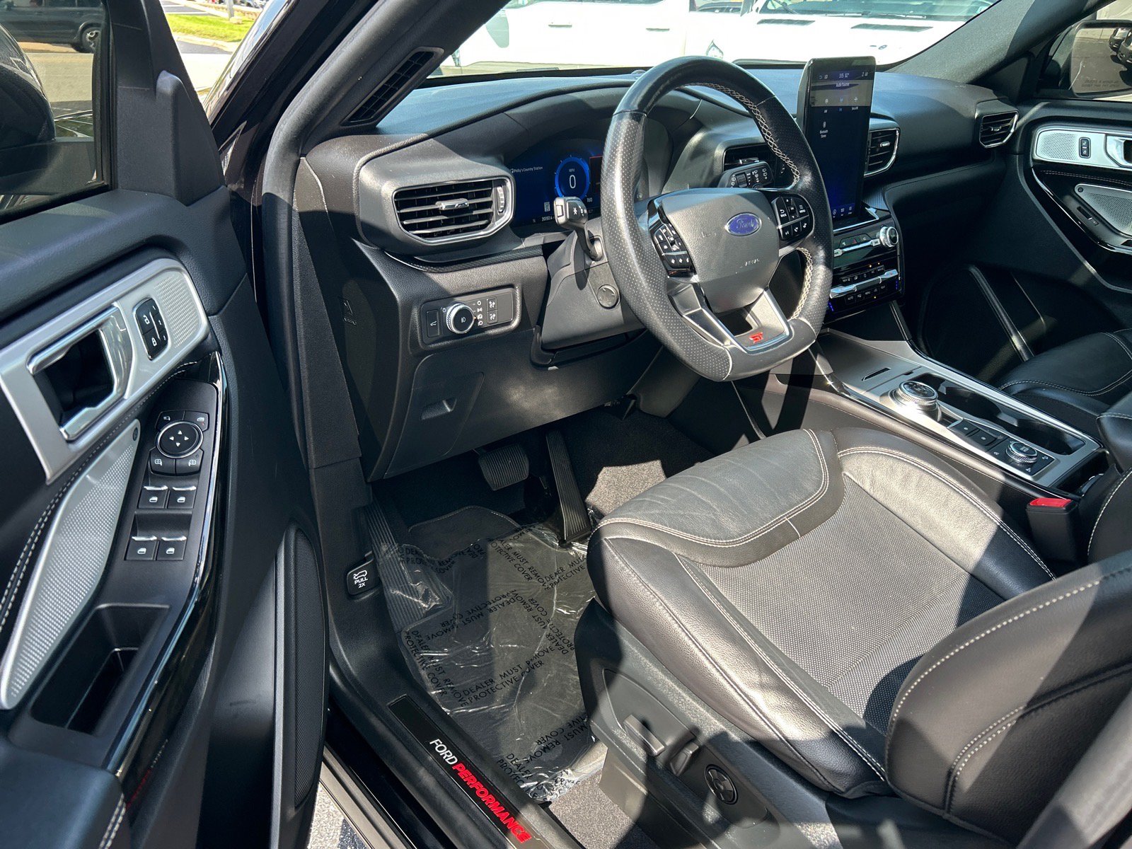 Certified 2022 Ford Explorer ST w/ Equipment Group 401A AWD/4WD image 8