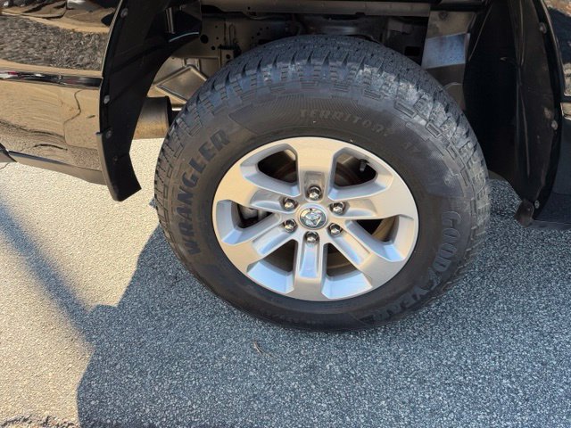 Used 2023 RAM 1500 Laramie RWD image 9