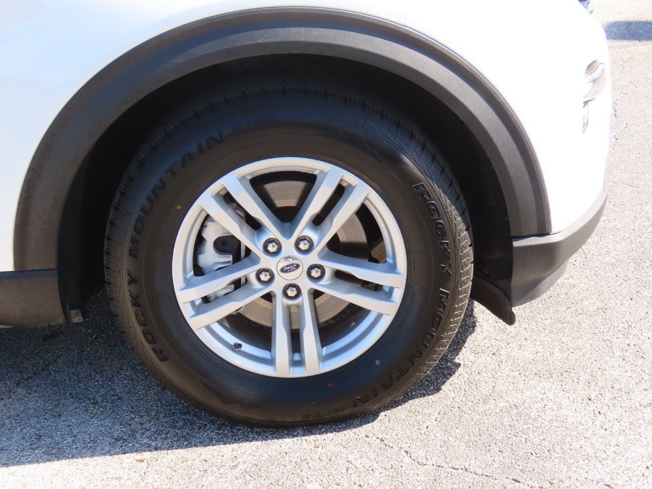 Certified 2023 Ford Explorer XLT w/ Equipment Group 202A image 10