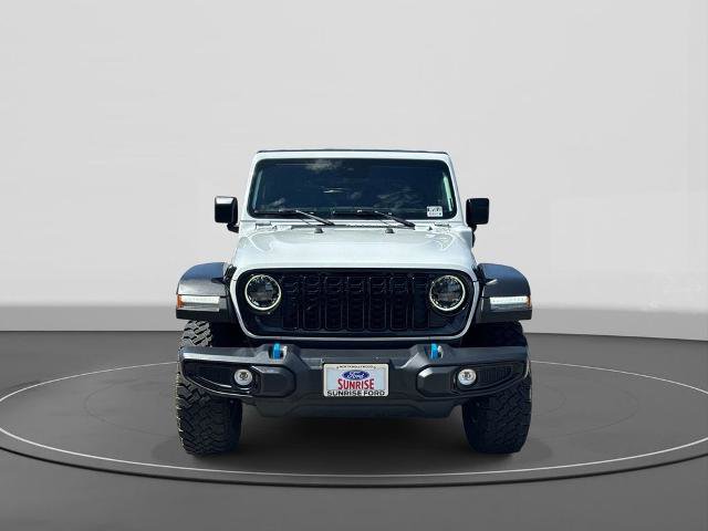 Used 2024 Jeep Wrangler Unlimited AWD/4WD image 3