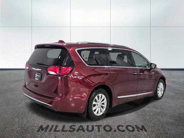 Used 2018 Chrysler Pacifica Touring-L Plus w/ Advanced Safetytec Group FWD image 8