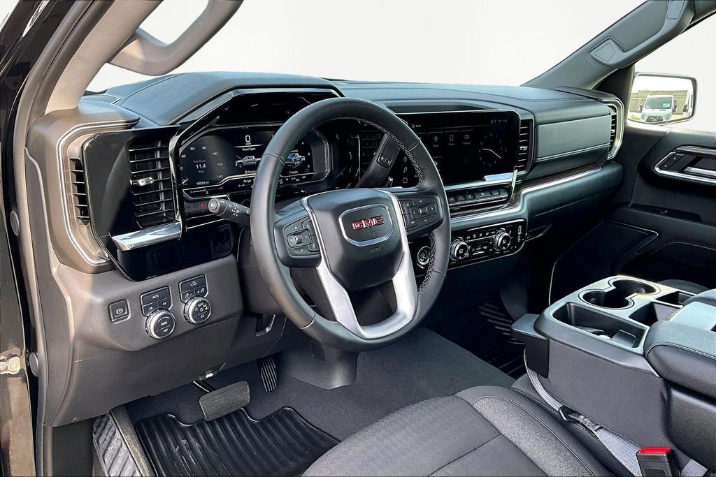 Used 2024 GMC Sierra 1500 Elevation AWD/4WD image 14