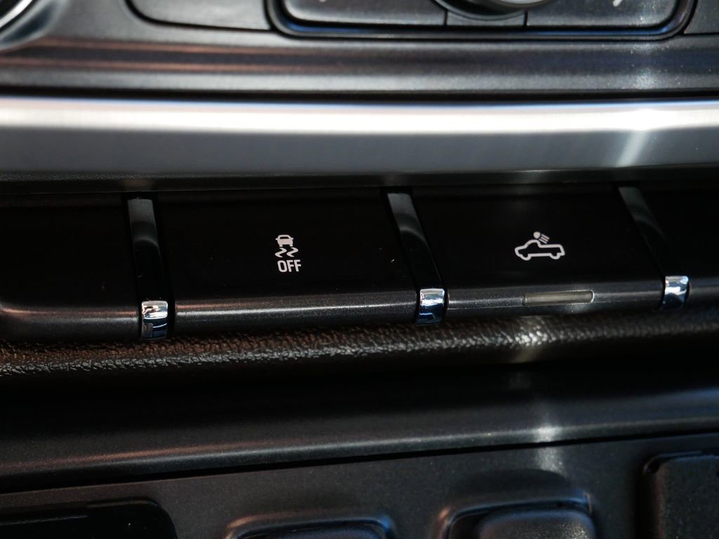 Used 2018 GMC Sierra 1500 SLE image 25