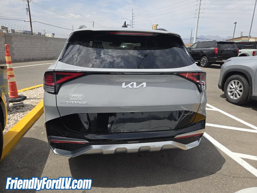 Used 2023 Kia Sportage SX FWD image 3