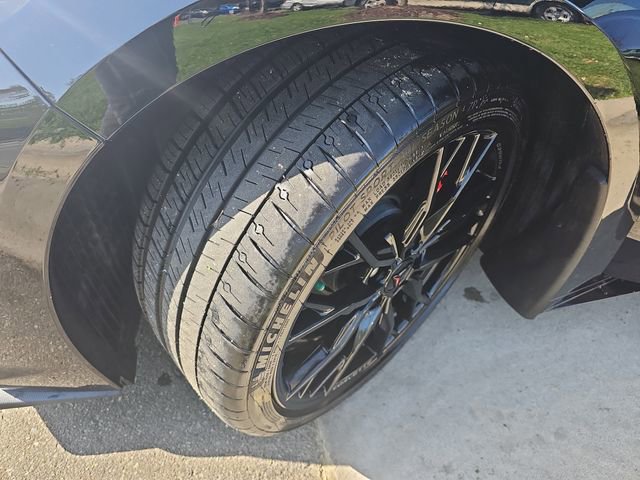 Used 2025 Chevrolet Corvette Stingray Coupe w/ 1LT image 27