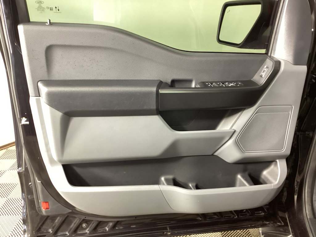 Certified 2025 Ford F150 XL w/ Tow/Haul Package AWD/4WD image 15