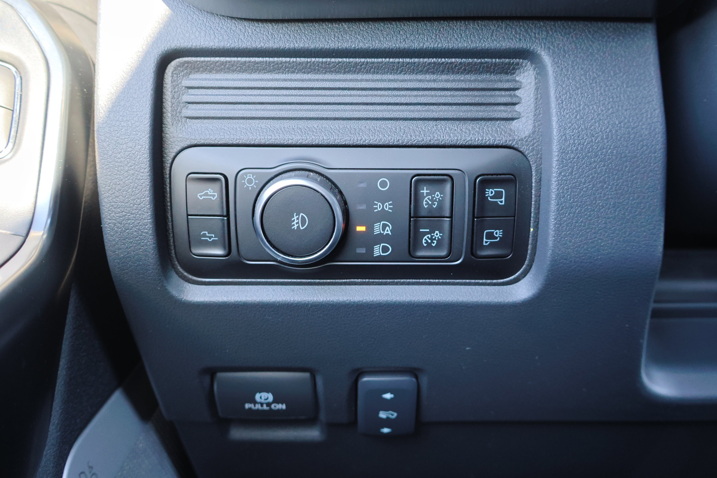 Certified 2025 Ford F450 Platinum image 21