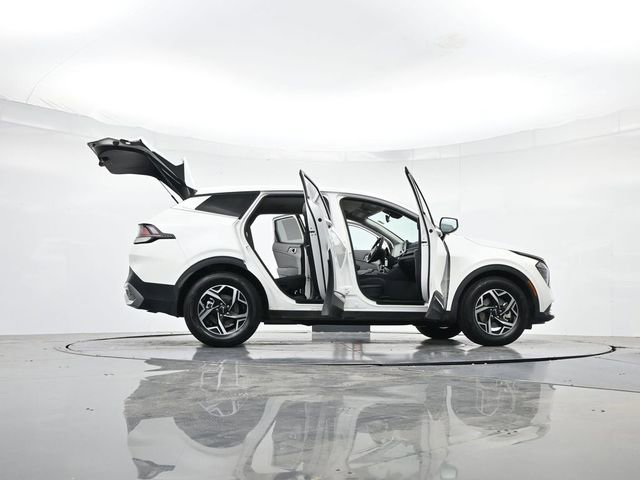 Used 2024 Kia Sportage LX FWD image 51