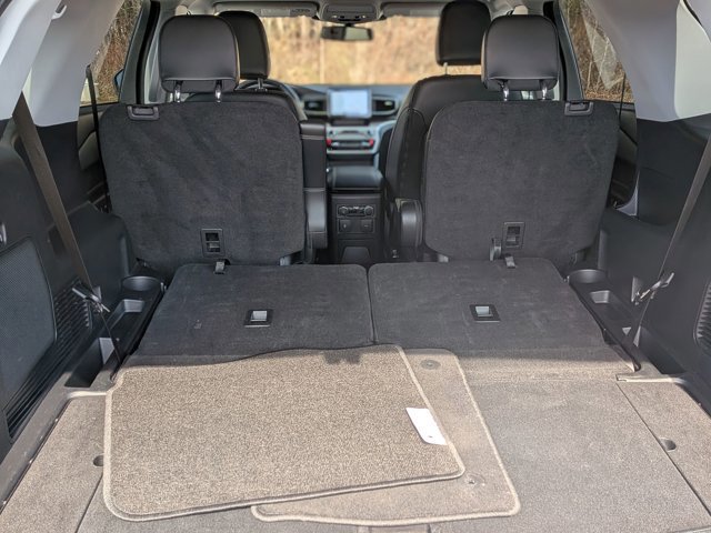 Certified 2023 Ford Explorer XLT w/ Equipment Group 202A image 31