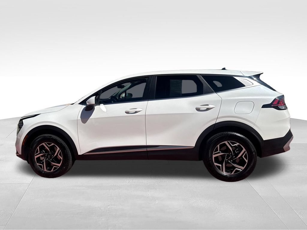 Used 2024 Kia Sportage LX AWD/4WD image 4