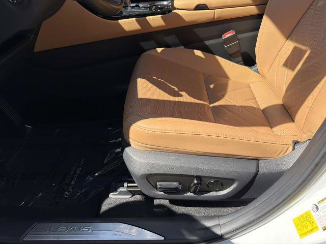 Used 2026 Lexus NX 450h+ AWD w/ Luxury Package image 19