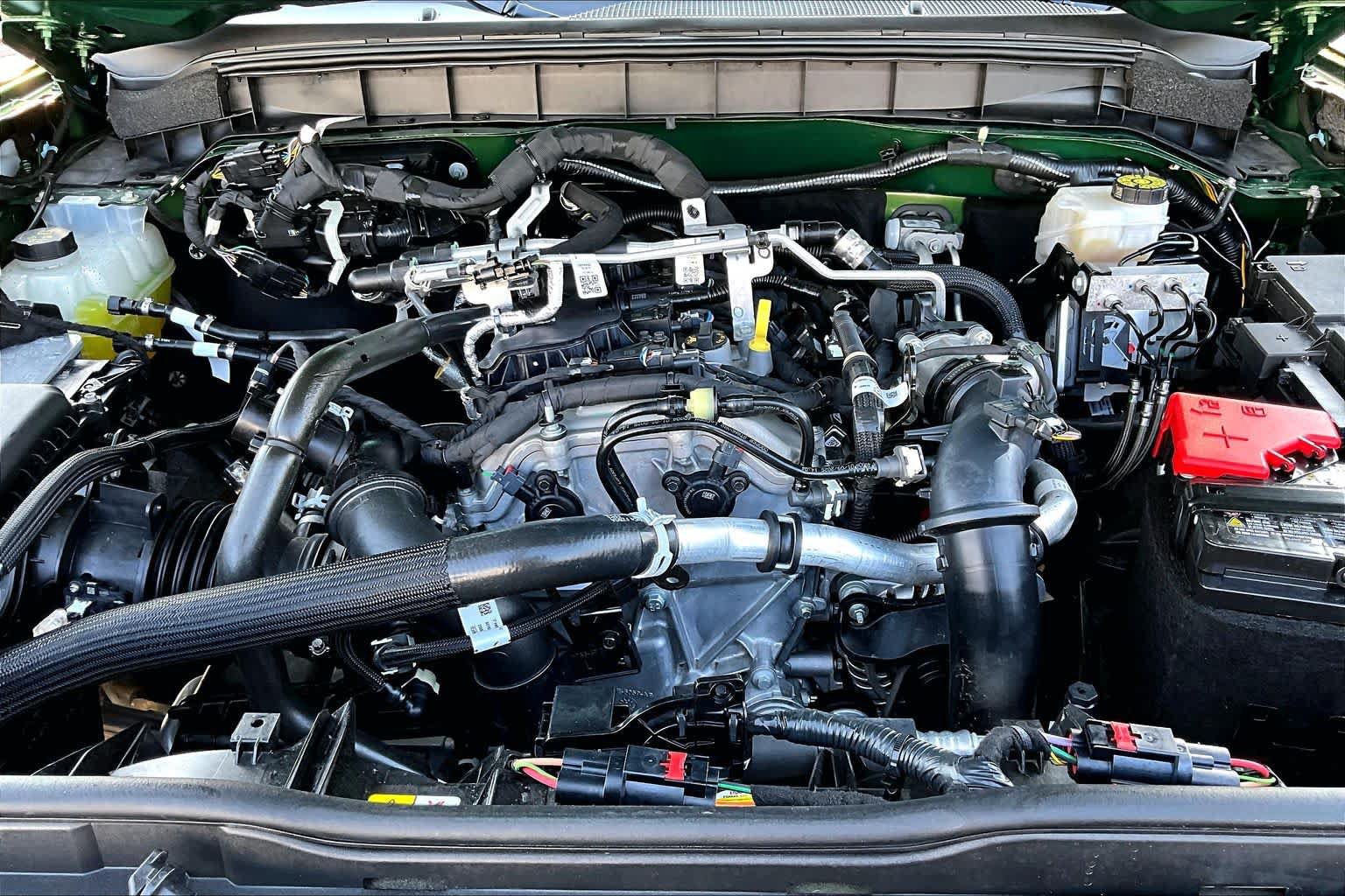 Certified 2025 Ford Bronco Outer Banks AWD/4WD image 32