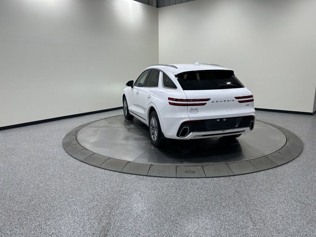 Used 2022 Genesis GV70 2.5T image 6