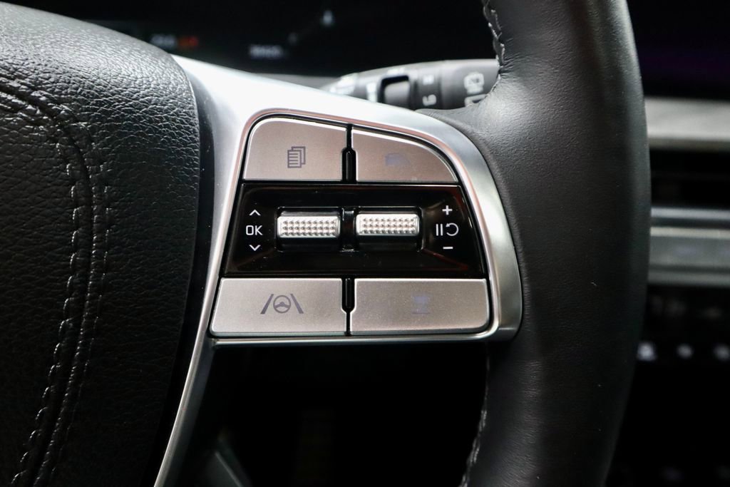 Used 2024 Kia Telluride SX X-Line AWD/4WD image 32
