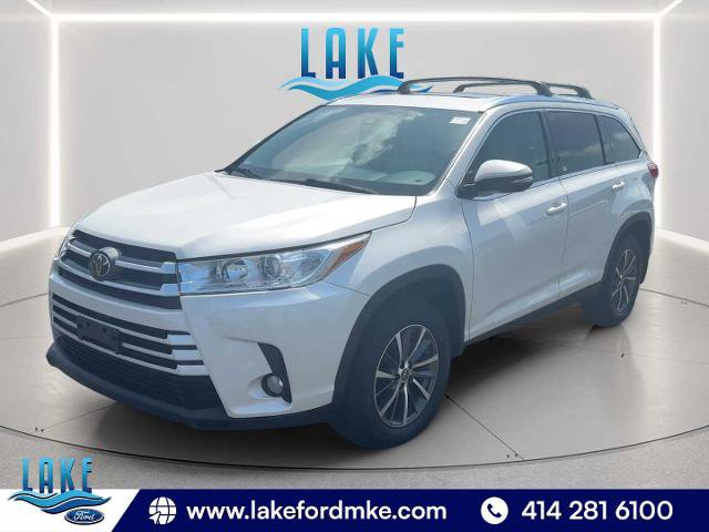 Used 2019 Toyota Highlander XLE AWD/4WD image 7