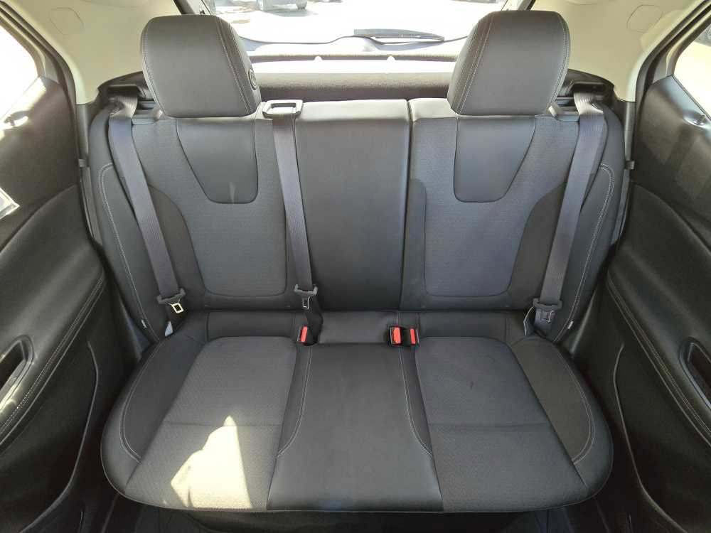 Used 2023 Buick Encore GX Preferred w/ Cold Weather Comfort Package image 17