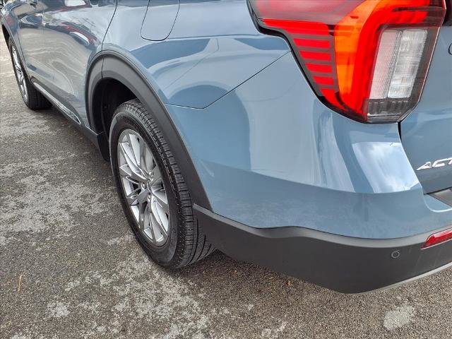 Certified 2025 Ford Explorer Active w/ Active Comfort Package image 20