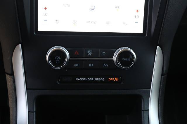 Certified 2024 Ford Edge SEL w/ Convenience Package AWD/4WD image 39