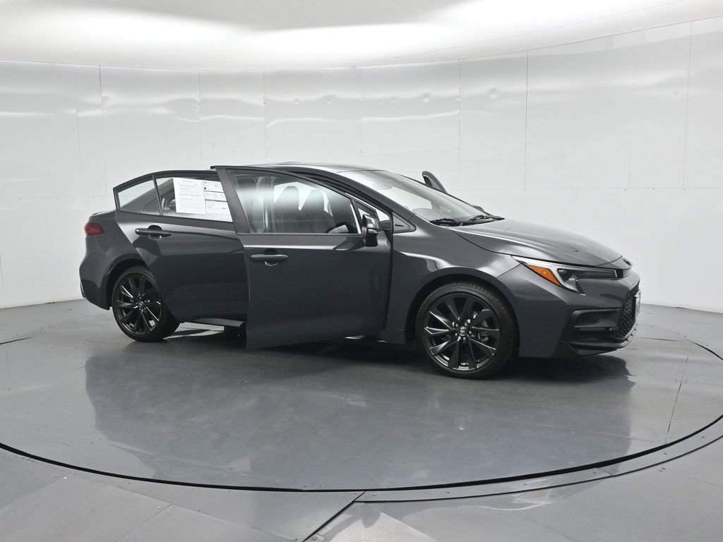 Used 2024 Toyota Corolla XSE FWD image 34