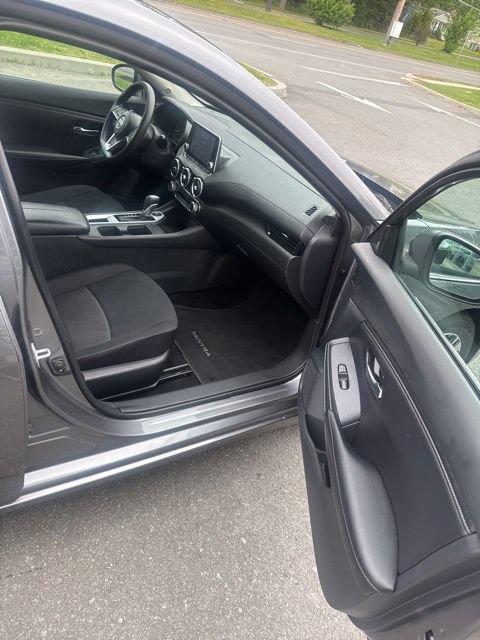Used 2023 Nissan Sentra SV FWD image 19