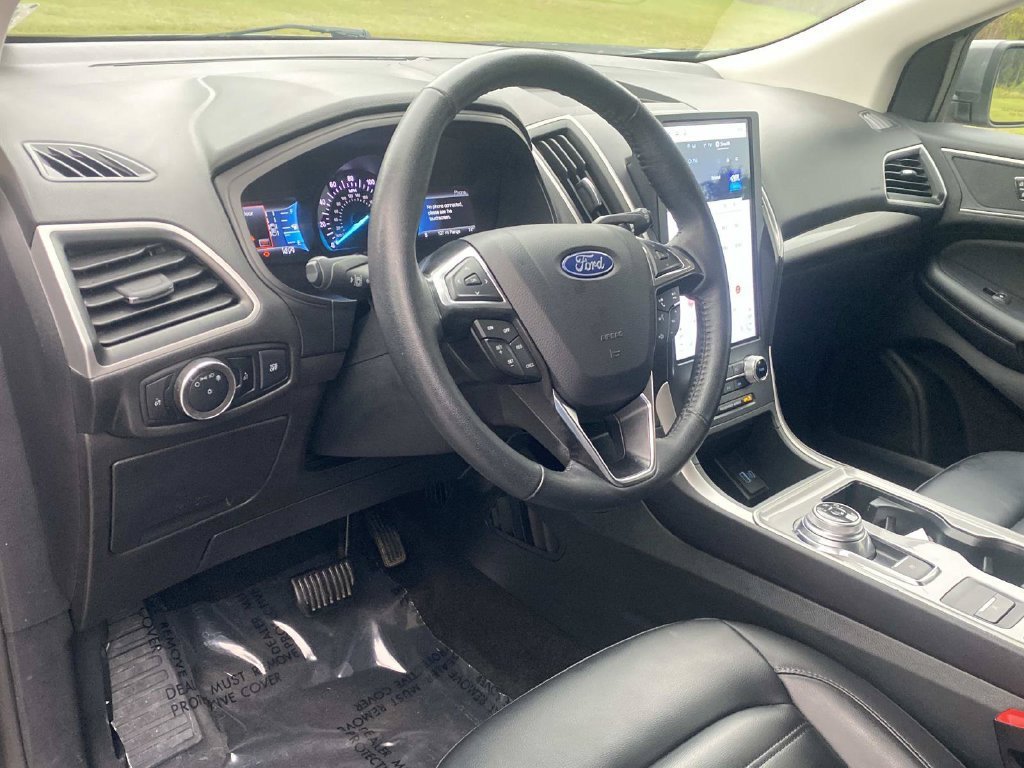 Certified 2024 Ford Edge SEL AWD/4WD image 23