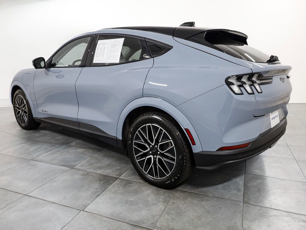 Certified 2025 Ford Mustang Mach-E Premium image 4