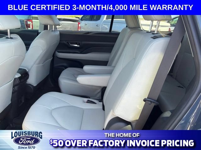 Used 2024 Toyota Grand Highlander AWD image 11