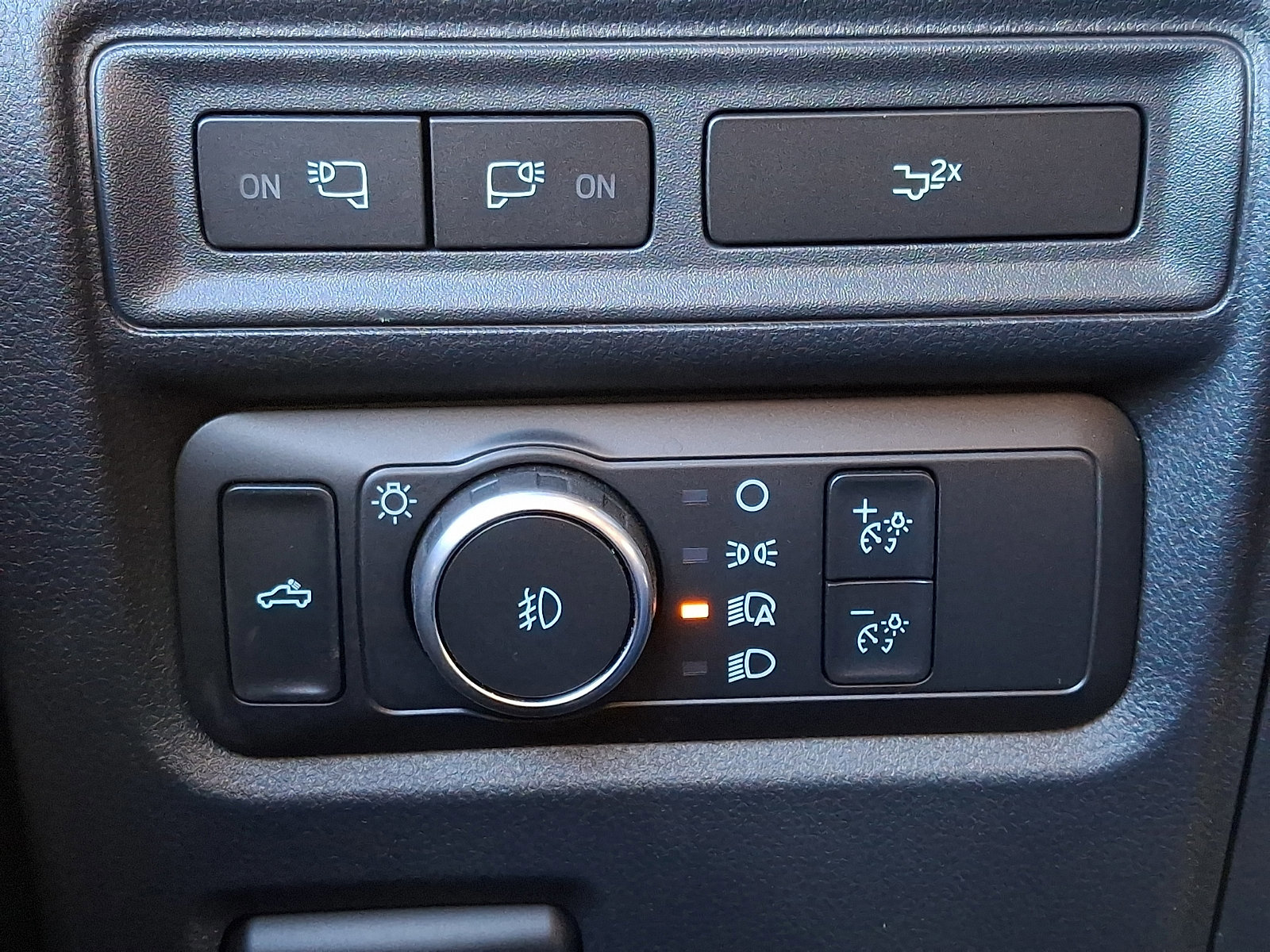 Certified 2022 Ford F150 XLT w/ Equipment Group 302A High image 26